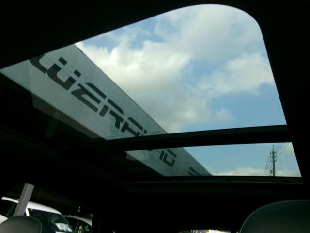 Ｑ５スポーツバック ４０ＴＤＩクワトロ　Ｓライン　ブラックスタイリングパッケージ　パノラマサンルーフ　バーチャルコックピット　パノラミックビュー　ステアヒーター　Ｐシート　シートヒーター　インテリアライト　ワイヤレス充電　前後ドラレコ（9枚目）