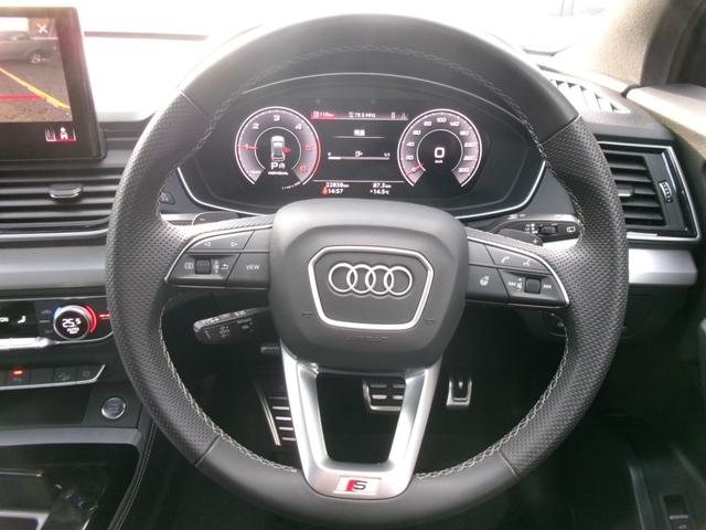 Ｑ５スポーツバック ４０ＴＤＩクワトロ　Ｓライン　ブラックスタイリングパッケージ　パノラマサンルーフ　バーチャルコックピット　パノラミックビュー　ステアヒーター　Ｐシート　シートヒーター　インテリアライト　ワイヤレス充電　前後ドラレコ（13枚目）