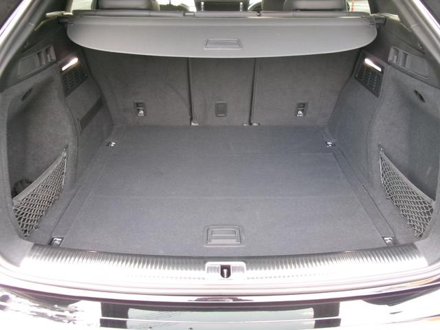 Ｑ５スポーツバック ４０ＴＤＩクワトロ　Ｓライン　ブラックスタイリングパッケージ　パノラマサンルーフ　バーチャルコックピット　パノラミックビュー　ステアヒーター　Ｐシート　シートヒーター　インテリアライト　ワイヤレス充電　前後ドラレコ（20枚目）