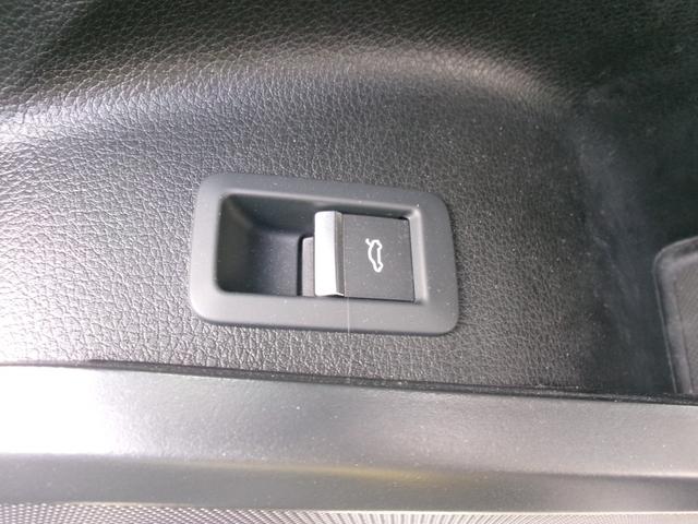 Ｑ５スポーツバック ４０ＴＤＩクワトロ　Ｓライン　ブラックスタイリングパッケージ　パノラマサンルーフ　バーチャルコックピット　パノラミックビュー　ステアヒーター　Ｐシート　シートヒーター　インテリアライト　ワイヤレス充電　前後ドラレコ（36枚目）