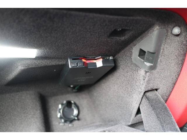 ヴェローチェ 高年式・低走行のVELOCEが入庫致しました。ワンオーナー車でグッドコンディションの1台です!内装はレザーシートでスポーティで高級な雰囲気に仕上げられております。(20枚目)