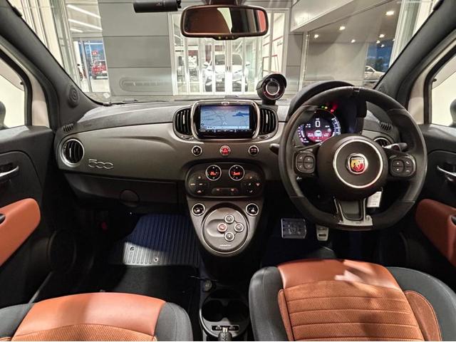 アバルト595 コンペティツィオーネ(6枚目)