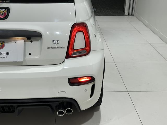 アバルト595 コンペティツィオーネ(22枚目)