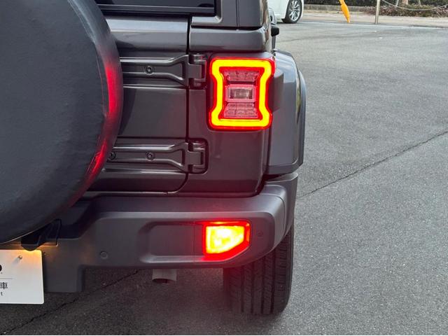 �����I�ȃe�[�������v