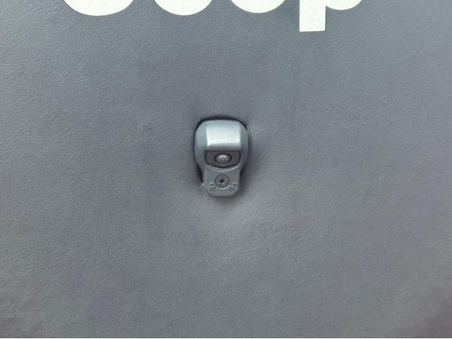 �o�b�N�J����������̂ň��S