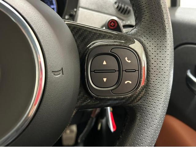 アバルト５９５ コンペティツィオーネ　ワンオーナー！禁煙車！ＥＴＣ付き！レコードモンツァマフラー！アルカンターラサベルト製シート！ブレンボキャリパー！（18枚目）