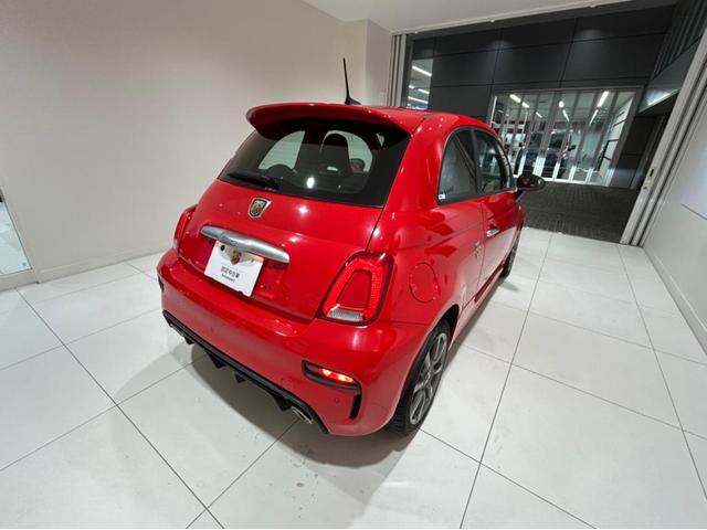 アバルト５９５ ベースグレード　禁煙車！５速ＭＴ！右ハンドル！ワンオーナー！（3枚目）