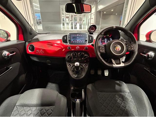 アバルト５９５ ベースグレード　禁煙車！５速ＭＴ！右ハンドル！ワンオーナー！（6枚目）