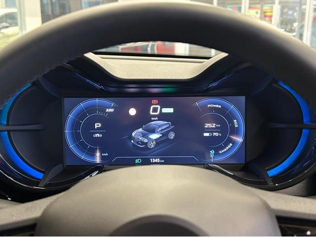 �P�O�D�Q�T�C���`�f�W�^���N���X�^�[���[�^�[