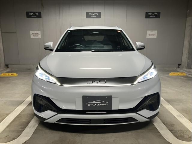 シンプルなフロントデザイン