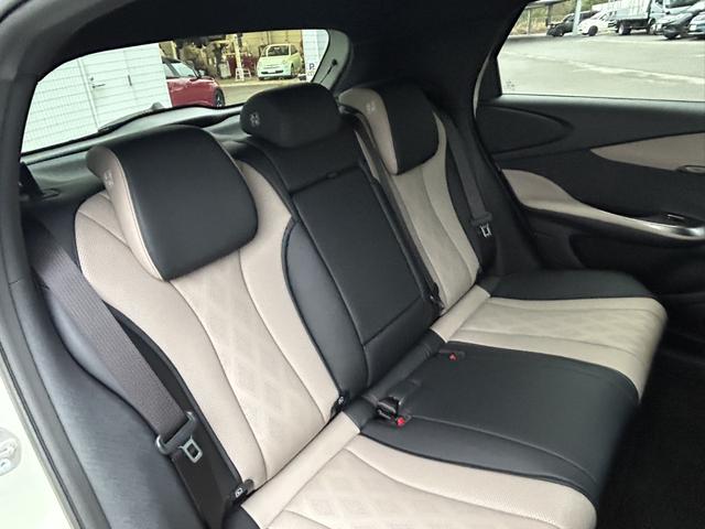 ドルフィン ベースライン　ワンオーナー！禁煙！ＡＤＡＳ標準！（14枚目）