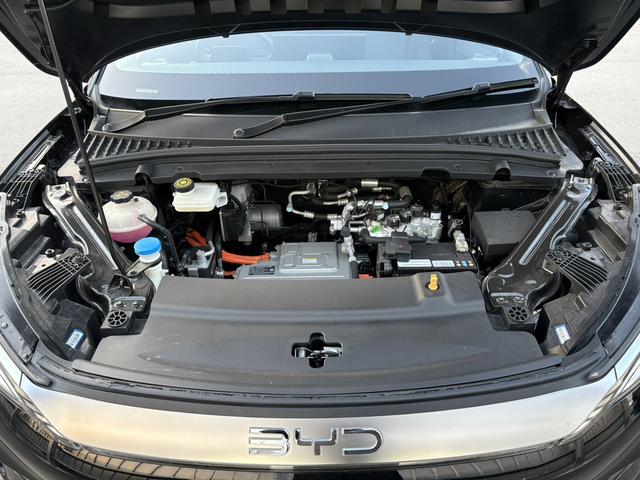 ��i�o�͂U�T���v�𗬓����d���@