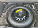 コンパクトスペアタイヤ標準装備