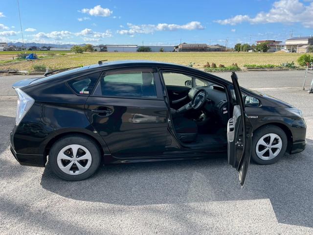 プリウス Ｓ　ＦＳＲエアロ　ＴＶナビ　ＥＴＣ　バックモニター（10枚目）