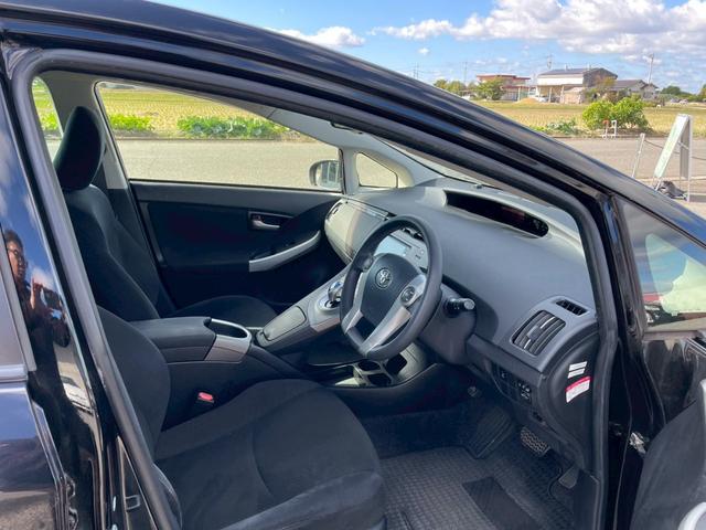 プリウス Ｓ　ＦＳＲエアロ　ＴＶナビ　ＥＴＣ　バックモニター（16枚目）