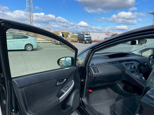 プリウス Ｓ　ＦＳＲエアロ　ＴＶナビ　ＥＴＣ　バックモニター（24枚目）