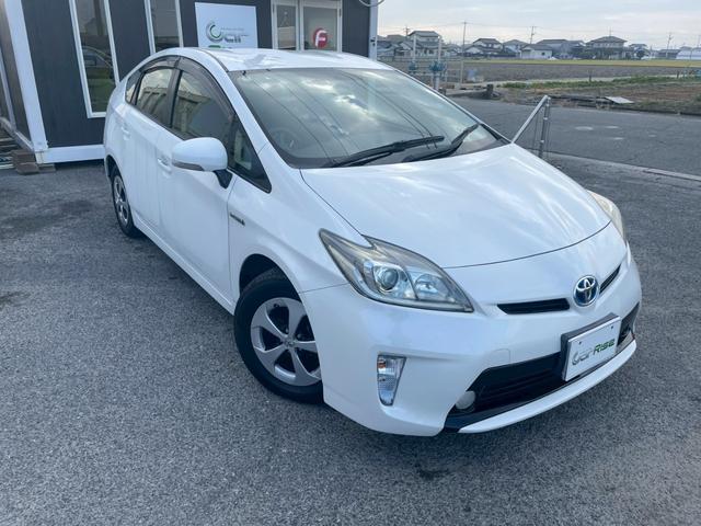 プリウス Ｓ　バックモニター　ＴＶナビ　ＥＴＣ　ＴＶナビ　スマートキー　ドアミラーウインカー（2枚目）