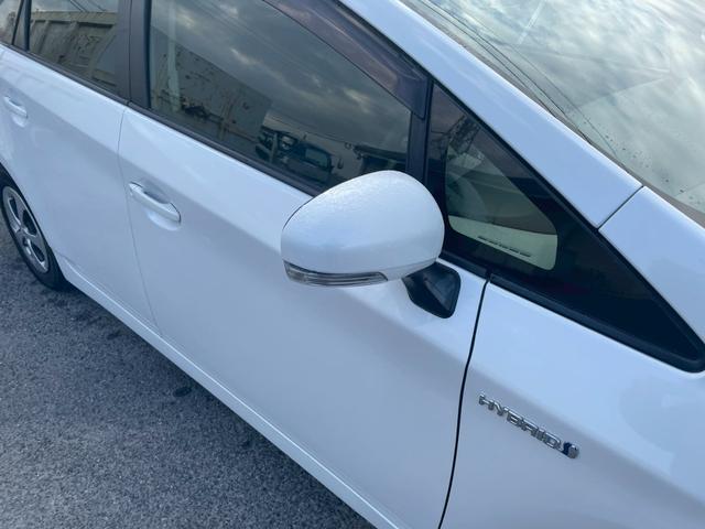 プリウス Ｓ　バックモニター　ＴＶナビ　ＥＴＣ　ＴＶナビ　スマートキー　ドアミラーウインカー（5枚目）