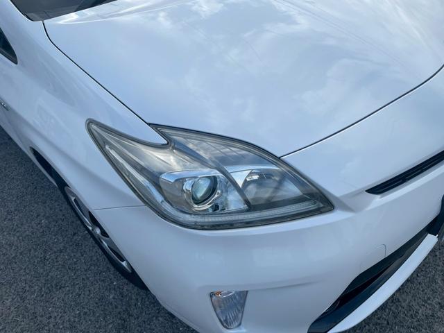 プリウス Ｓ　バックモニター　ＴＶナビ　ＥＴＣ　ＴＶナビ　スマートキー　ドアミラーウインカー（6枚目）