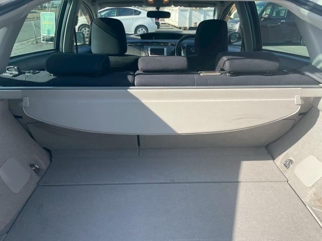 プリウス Ｓ　バックモニター　ＴＶナビ　ＥＴＣ　ＴＶナビ　スマートキー　ドアミラーウインカー（18枚目）