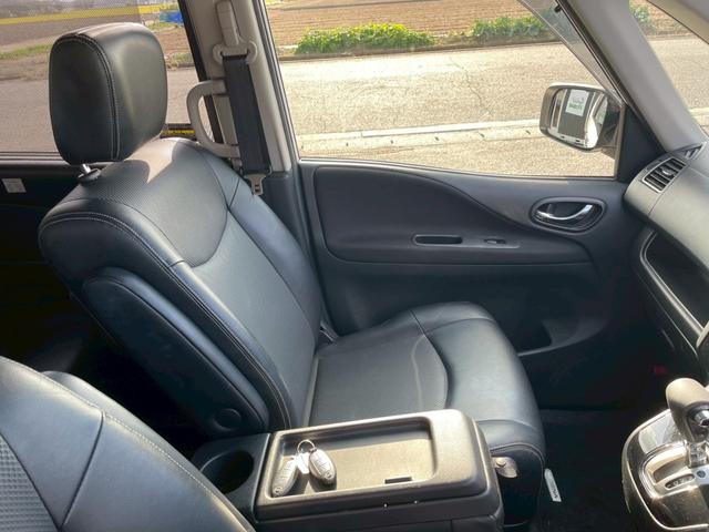 セレナ ハイウェイスター　Ｖセレ＋セーフティＩＩ　ＳＨＶ　両側パワースライドドア　フリップダウンモニター　ＴＶナビ　ＥＴＣ　ＬＥＤライト　プッシュスタート　スマートキー　クルーズコントロール　バックモニター（20枚目）