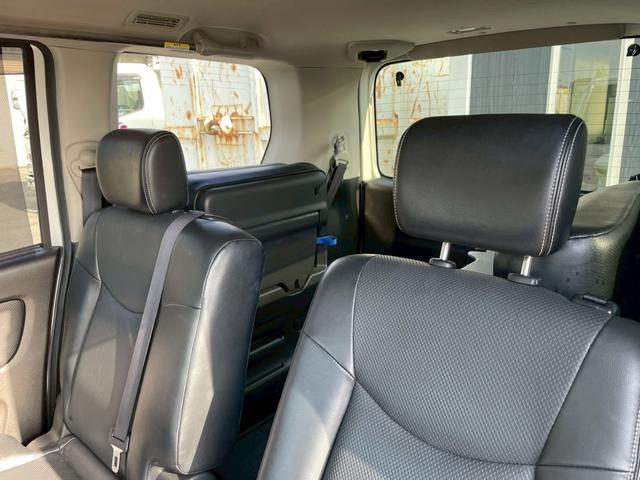 セレナ ハイウェイスター　Ｖセレ＋セーフティＩＩ　ＳＨＶ　両側パワースライドドア　フリップダウンモニター　ＴＶナビ　ＥＴＣ　ＬＥＤライト　プッシュスタート　スマートキー　クルーズコントロール　バックモニター（28枚目）