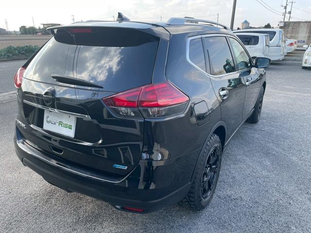 エクストレイル ２０Ｘ　４ＷＤ　レイズＡＷ　サンルール　サンルーフ　パノラマガラスルーフ　外品アルミ　ドラレコ　ＬＥＤヘッドライト　８インチナビ　シートヒーター　ＴＶナビ　バックモニター　ルーフレール（8枚目）