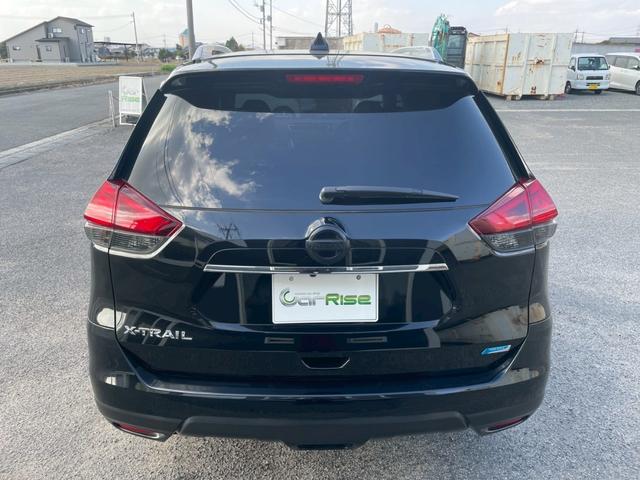 エクストレイル ２０Ｘ　４ＷＤ　レイズＡＷ　サンルール　サンルーフ　パノラマガラスルーフ　外品アルミ　ドラレコ　ＬＥＤヘッドライト　８インチナビ　シートヒーター　ＴＶナビ　バックモニター　ルーフレール（9枚目）