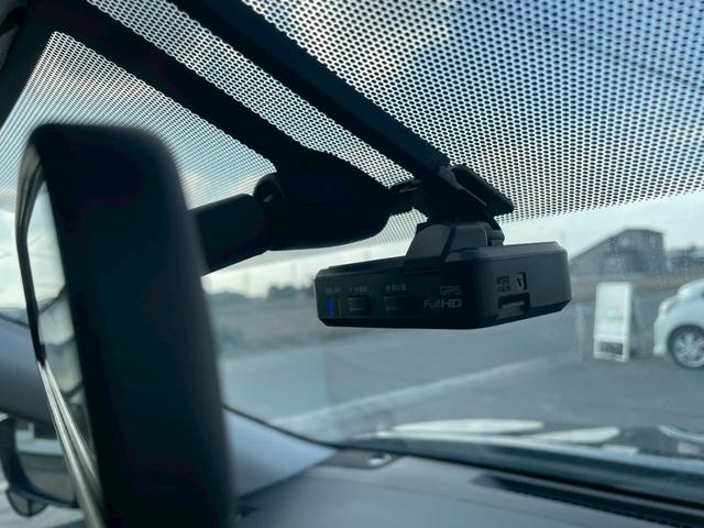 エクストレイル ２０Ｘ　４ＷＤ　レイズＡＷ　サンルール　サンルーフ　パノラマガラスルーフ　外品アルミ　ドラレコ　ＬＥＤヘッドライト　８インチナビ　シートヒーター　ＴＶナビ　バックモニター　ルーフレール（21枚目）