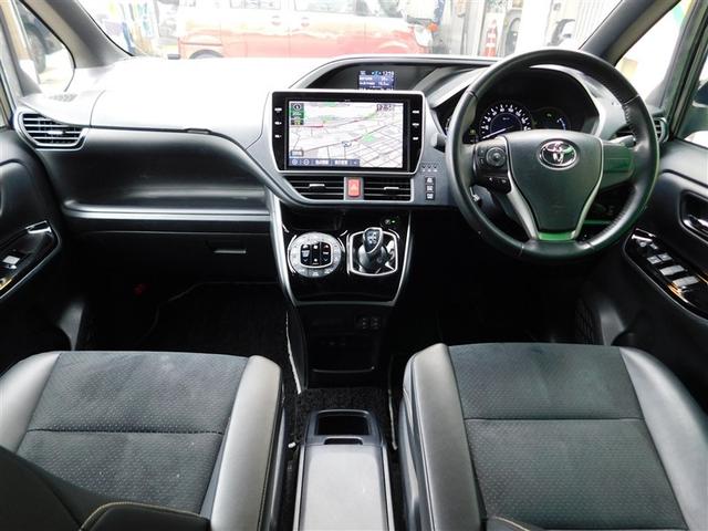 ヴォクシー ハイブリッドZS 煌III フルセグ メモリーナビ DVD再生 ミュージックプレイヤー接続可 後席モニター バックカメラ 衝突被害軽減システム ETC ドラレコ 両側電動スライド LEDヘッドランプ 乗車定員7人 3列シート(11枚目)