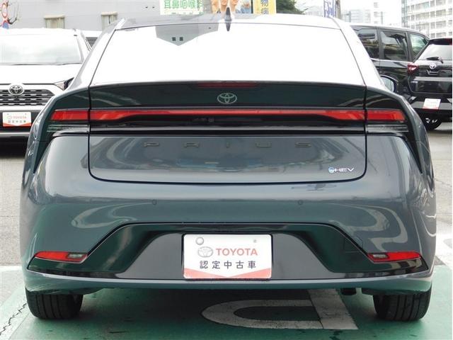 プリウス Ｚ　フルセグ　メモリーナビ　ミュージックプレイヤー接続可　バックカメラ　衝突被害軽減システム　ＥＴＣ　ドラレコ　ＬＥＤヘッドランプ　ワンオーナー（6枚目）