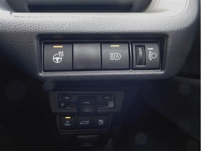 プリウス Ｚ　フルセグ　メモリーナビ　ミュージックプレイヤー接続可　バックカメラ　衝突被害軽減システム　ＥＴＣ　ドラレコ　ＬＥＤヘッドランプ　ワンオーナー（16枚目）