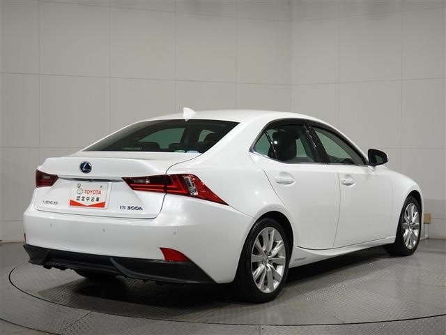 ＩＳ ＩＳ３００ｈ　フルセグ　メモリーナビ　ＤＶＤ再生　ミュージックプレイヤー接続可　バックカメラ　衝突被害軽減システム　ＥＴＣ　ＬＥＤヘッドランプ（4枚目）