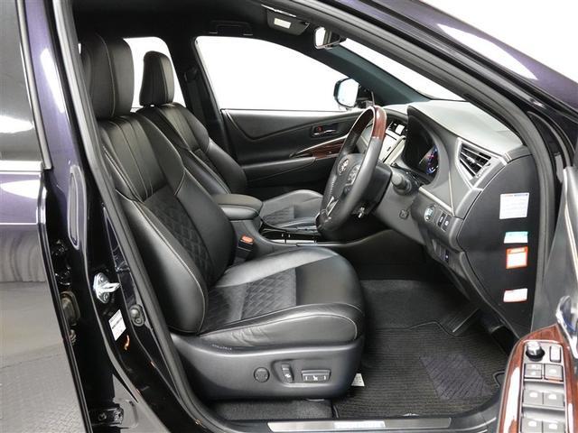 �^�]�Ȃɂ̓p���[�V�[�g���ځB�����Ȓ�������y�ɂł��A�œK�ȃ|�W�V�����ŉ^�]���邱�Ƃ��\�ł��B