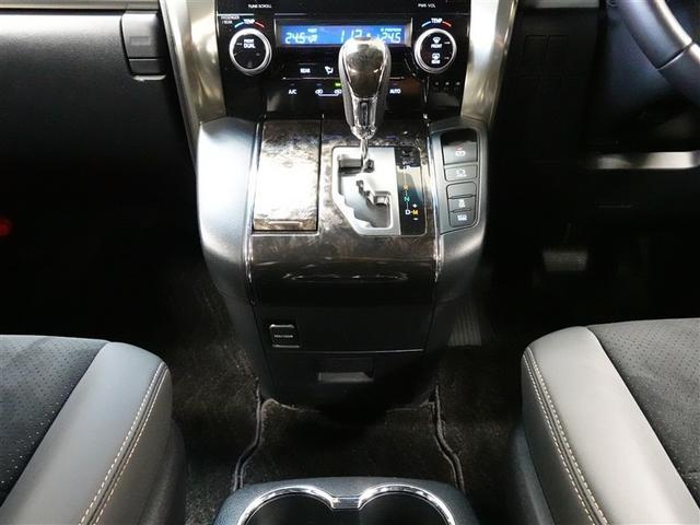 アルファード ２．５Ｓ　タイプゴールド　フルセグ　メモリーナビ　ＤＶＤ再生　ミュージックプレイヤー接続可　後席モニター　バックカメラ　衝突被害軽減システム　ＥＴＣ　両側電動スライド　ＬＥＤヘッドランプ　乗車定員７人　３列シート　ワンオーナー（24枚目）