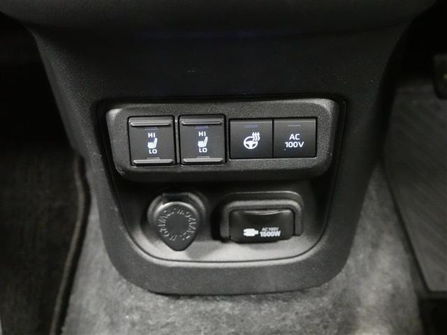 シエンタ ハイブリッドＺ　フルセグ　メモリーナビ　ミュージックプレイヤー接続可　バックカメラ　衝突被害軽減システム　ＥＴＣ　ドラレコ　両側電動スライド　ＬＥＤヘッドランプ　乗車定員７人　３列シート　ワンオーナー（9枚目）