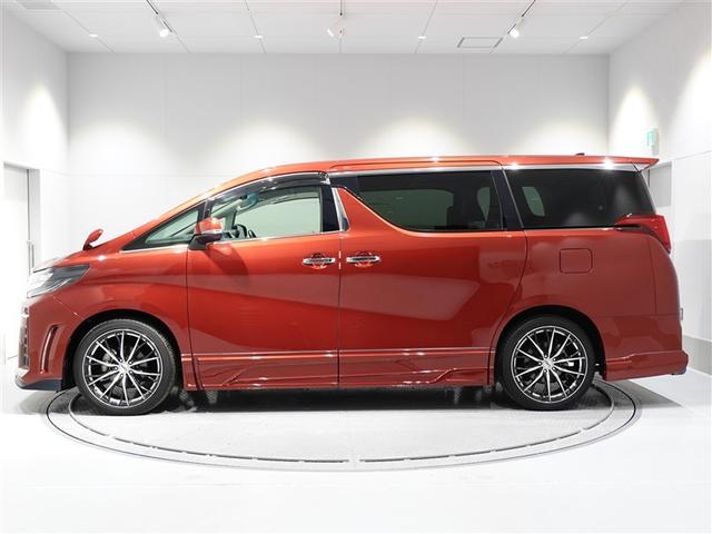 アルファード ２．５Ｓ　フルセグ　メモリーナビ　ＤＶＤ再生　バックカメラ　衝突被害軽減システム　ＥＴＣ　電動スライドドア　ＬＥＤヘッドランプ　乗車定員８人　３列シート　フルエアロ　アイドリングストップ（3枚目）