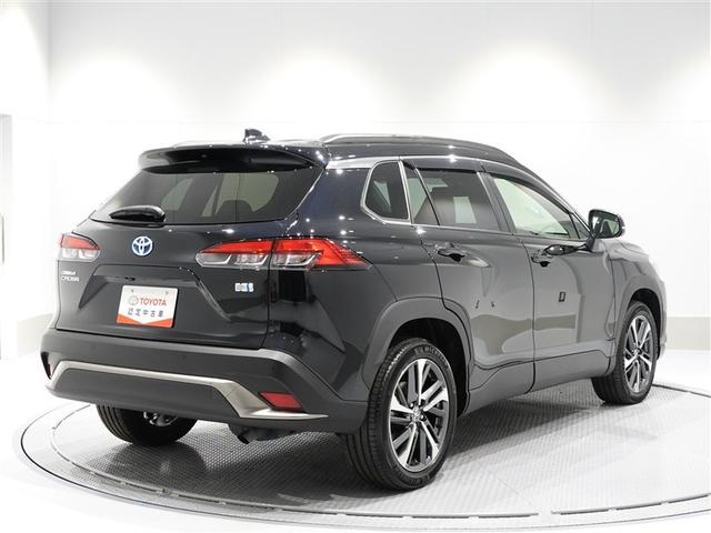 カローラクロス ハイブリッド　Ｚ　革シート　フルセグ　メモリーナビ　バックカメラ　衝突被害軽減システム　ＥＴＣ　ＬＥＤヘッドランプ（4枚目）