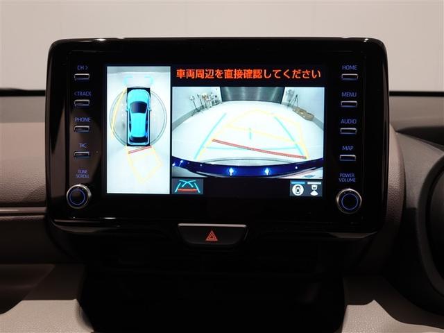 �p�m���~�b�N�r���[���j�^�[�t���ł��B�ԗ����ォ�猩���悤�ȉf�����f�B�X�v���C�I�[�f�B�I��ʂɕ\���B�^�]�Ȃ���̖ڎ������ł͌��ɂ����A�ԗ����ӂ̏󋵂����A���^�C���ł�������m�F�ł��܂��B