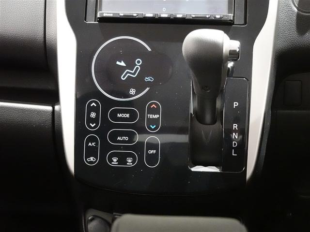 �G�A�R���̑���̓^�b�`�p�l�����ɂȂ��Ă��܂��B