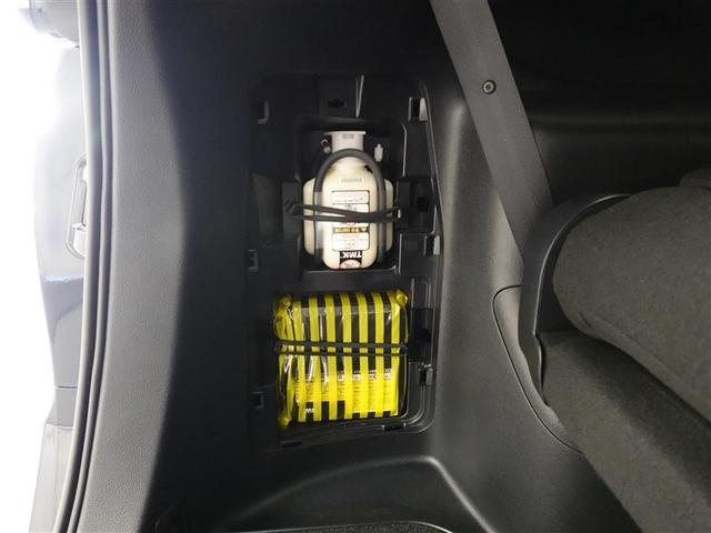 エスクァイア Ｘｉ　４ＷＤ　フルセグ　メモリーナビ　ＤＶＤ再生　ミュージックプレイヤー接続可　後席モニター　バックカメラ　衝突被害軽減システム　ＥＴＣ　電動スライドドア　ＬＥＤヘッドランプ　乗車定員７人　３列シート（17枚目）