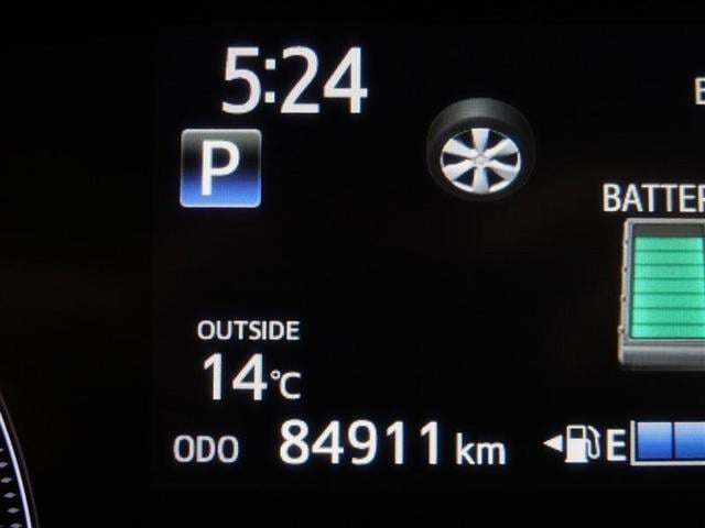 シエンタ ハイブリッドＧ　クエロ　フルセグ　メモリーナビ　ＤＶＤ再生　ミュージックプレイヤー接続可　バックカメラ　衝突被害軽減システム　ＥＴＣ　両側電動スライド　ＬＥＤヘッドランプ　乗車定員７人　３列シート（12枚目）