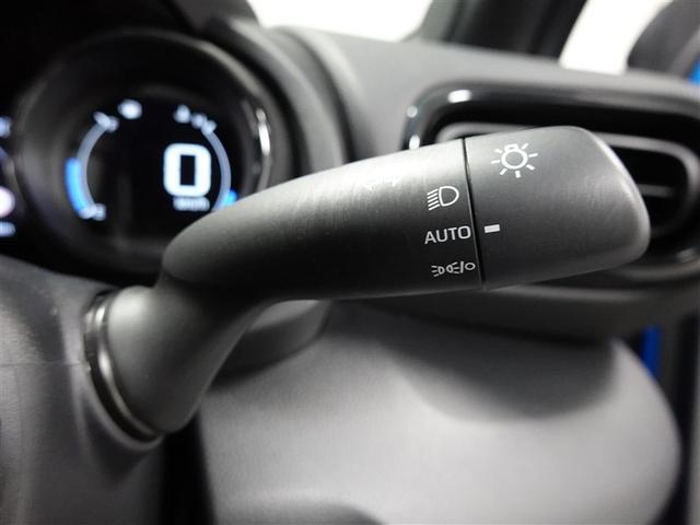 ヤリス ハイブリッドＺ　フルセグ　メモリーナビ　ミュージックプレイヤー接続可　バックカメラ　衝突被害軽減システム　ＥＴＣ　ドラレコ　ＬＥＤヘッドランプ　ワンオーナー（30枚目）