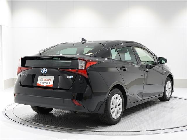 プリウス Ｓ　フルセグ　メモリーナビ　ＤＶＤ再生　ミュージックプレイヤー接続可　バックカメラ　衝突被害軽減システム　ＥＴＣ　ドラレコ　ＬＥＤヘッドランプ　ワンオーナー（4枚目）