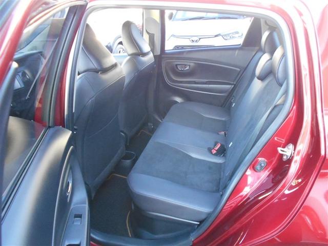 ヴィッツ ハイブリッドＦ　フルセグ　メモリーナビ　ＤＶＤ再生　ミュージックプレイヤー接続可　バックカメラ　衝突被害軽減システム　ＥＴＣ　ドラレコ　ＬＥＤヘッドランプ（16枚目）