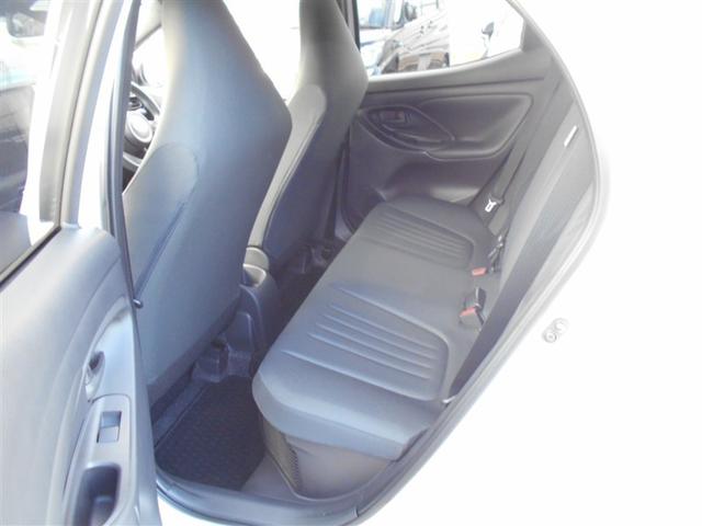 ヤリス ハイブリッドＧ　メモリーナビ　ミュージックプレイヤー接続可　バックカメラ　衝突被害軽減システム　ＥＴＣ　ワンオーナー（16枚目）