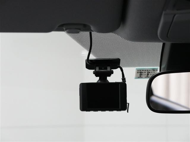 プリウス Ｓ　メモリーナビ　ミュージックプレイヤー接続可　バックカメラ　衝突被害軽減システム　ＥＴＣ　ＬＥＤヘッドランプ（10枚目）