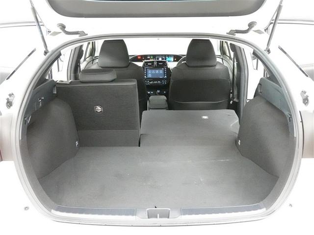 プリウス Ｓ　メモリーナビ　ミュージックプレイヤー接続可　バックカメラ　衝突被害軽減システム　ＥＴＣ　ＬＥＤヘッドランプ（16枚目）