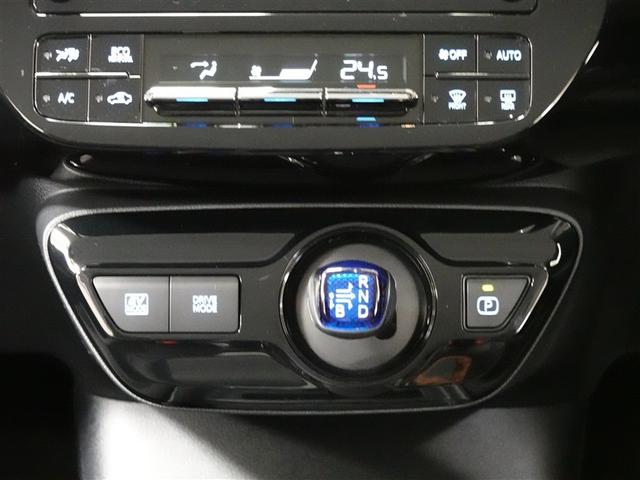 プリウス Ｓ　メモリーナビ　ミュージックプレイヤー接続可　バックカメラ　衝突被害軽減システム　ＥＴＣ　ＬＥＤヘッドランプ（26枚目）