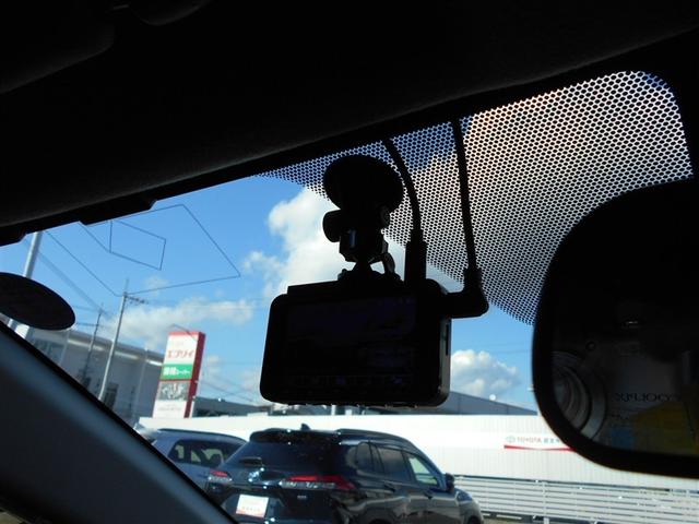 アクア Ｓスタイルブラック　フルセグ　メモリーナビ　ＤＶＤ再生　ミュージックプレイヤー接続可　バックカメラ　衝突被害軽減システム　ＥＴＣ　ドラレコ（19枚目）